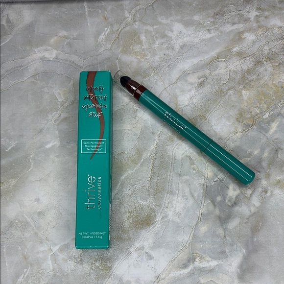 Thrive Causemetics Infinity Waterproof Eyeshadow Stick - Kaelyn - Picture 5 of 8